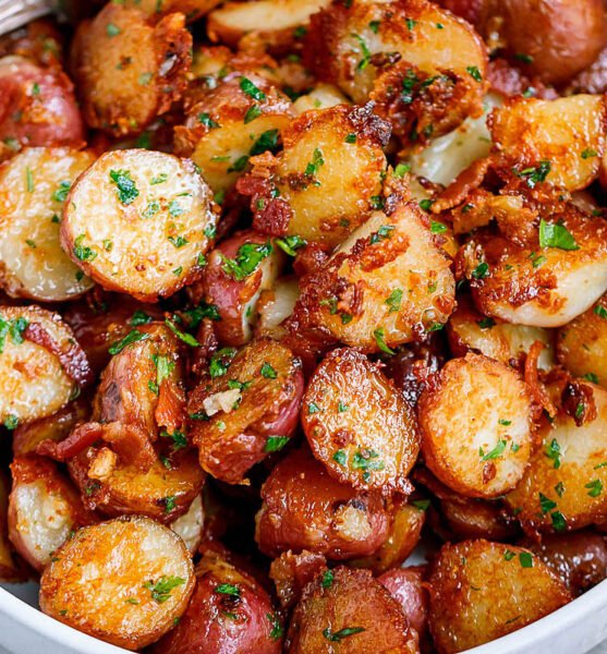 Parmesan Garlic Roasted Baby Potatoes Fresh Roasted Garlic Potatoes with Butter Parmesan – Best